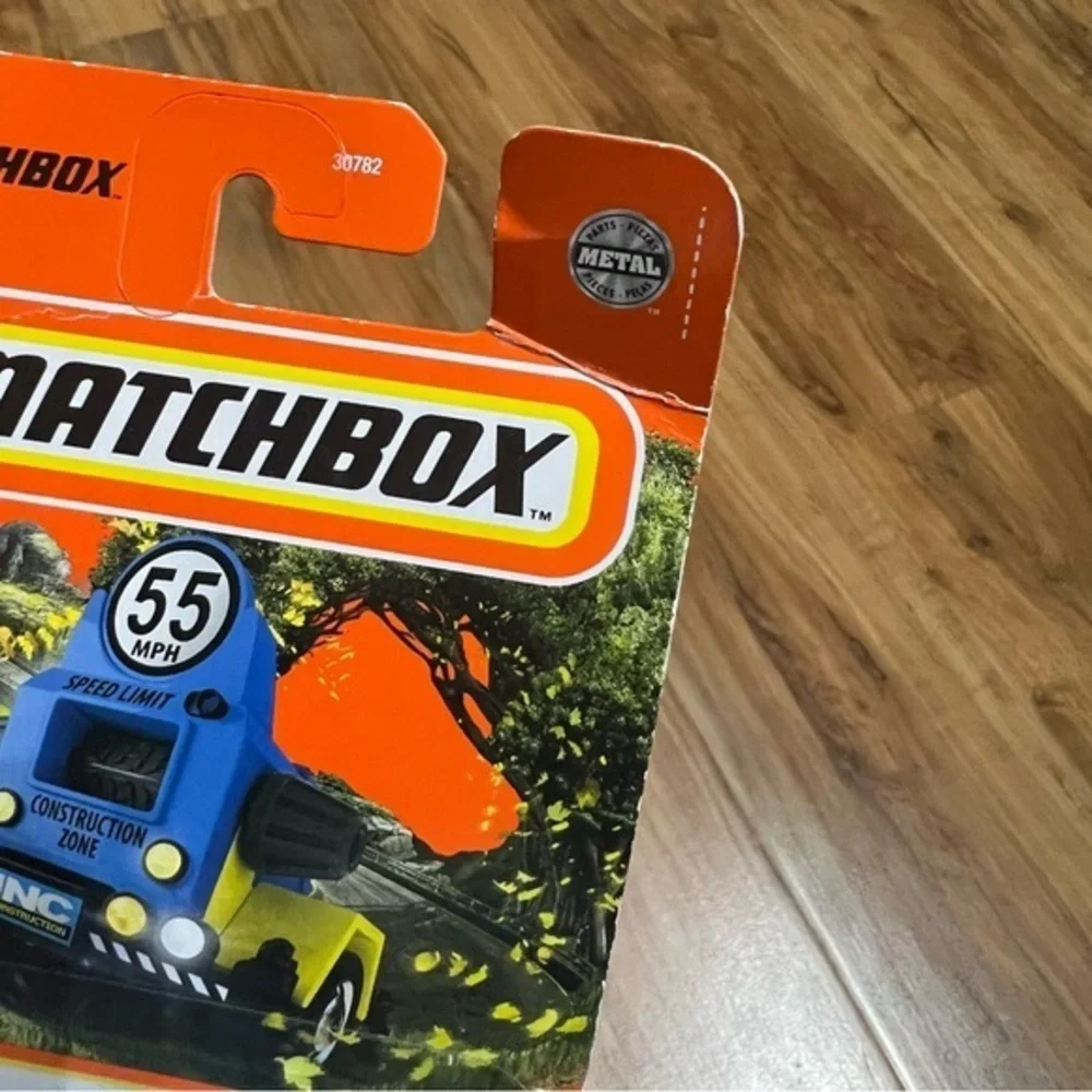MATCHBOX METAL SPEED TRAPPER CONSTRUCTION ZONE SPEED LIMIT MBX 62/100‎ MODEL CAR